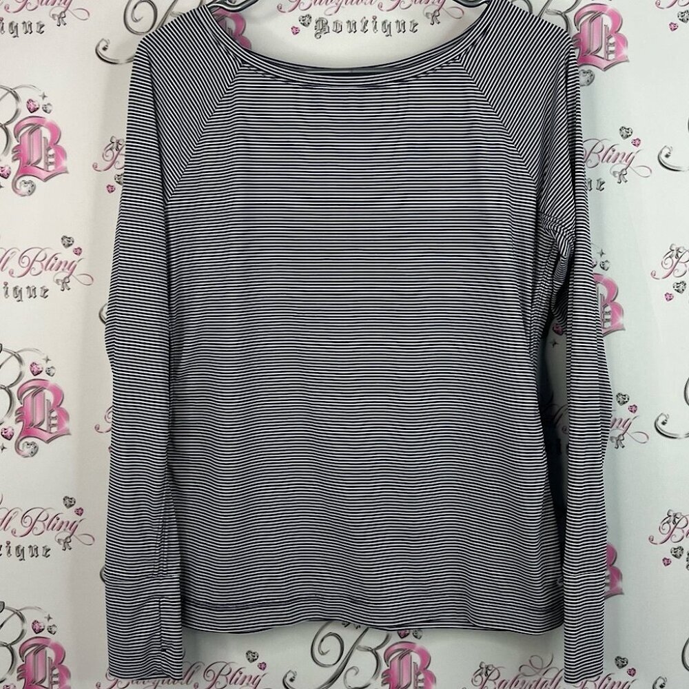 GAP fit long sleeve stripes navy blue Black and White Striped Blouse